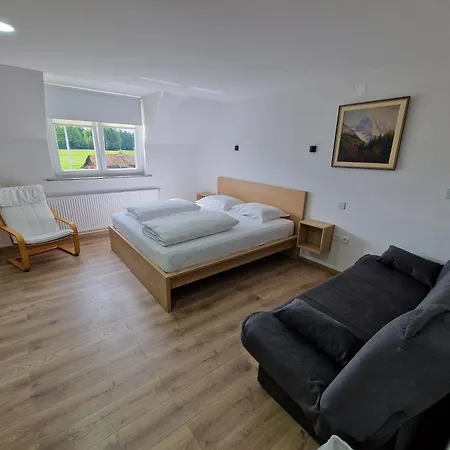 Bed & Breakfast Dezman &