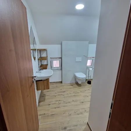 Alojamento de Acomodação e Pequeno-almoço Dezman & Kranj