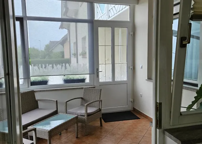 Dezman & Bed & Breakfast 3*